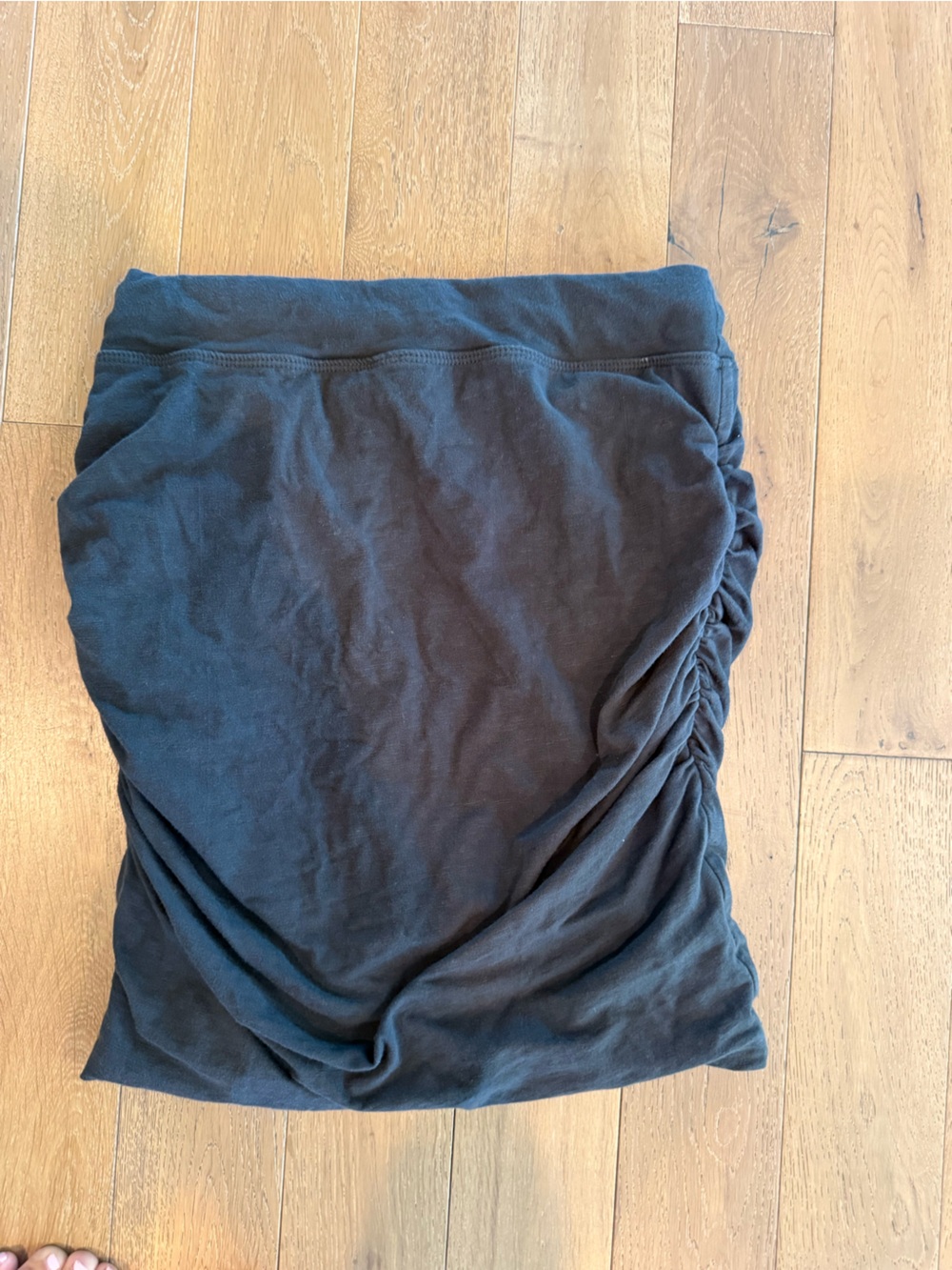 Sundry Dark Charcoal Ruched Midi Skirt